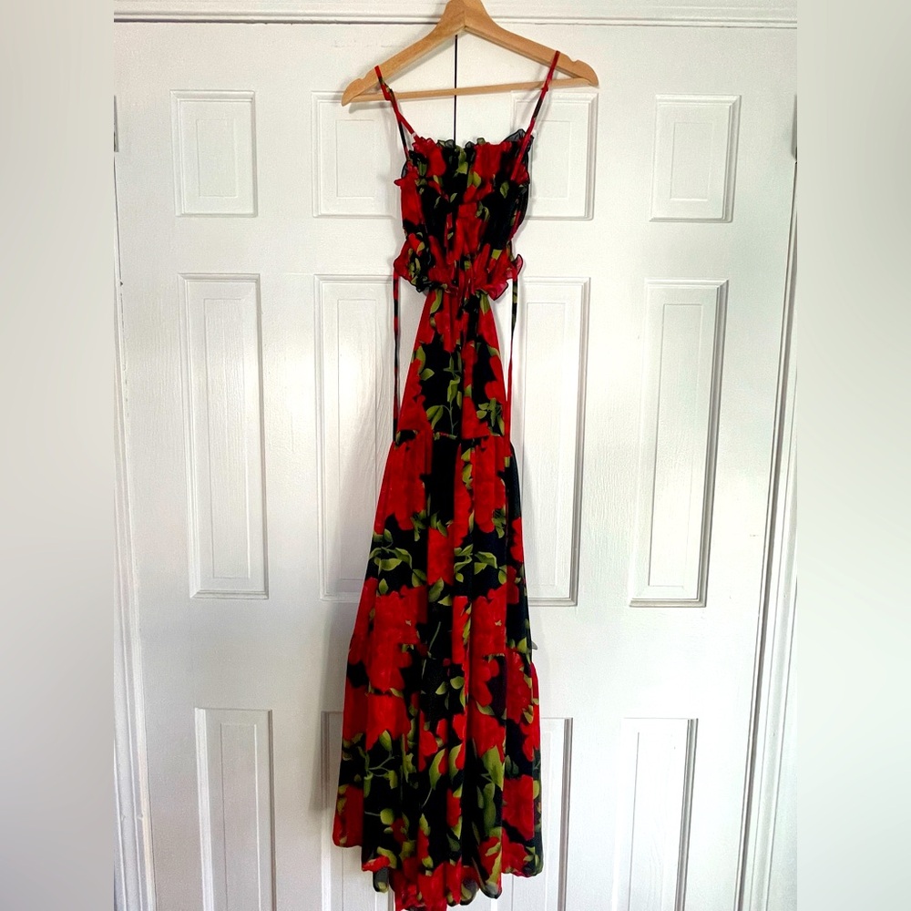 Red and Black Flower Dress, Size Large, Queenia